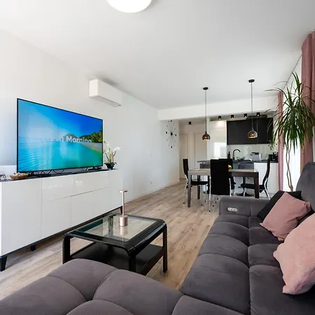 Apartament Mare Blue *